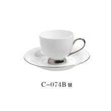 Hochwertige Knochen China Goldene Kaffeetasse Set